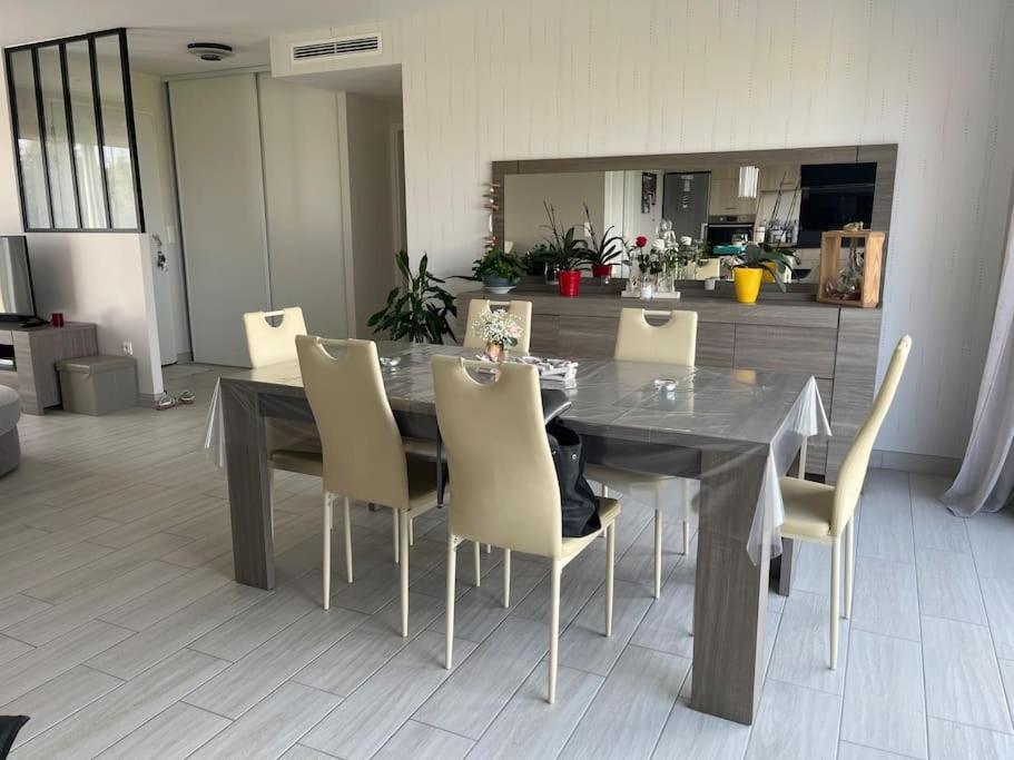 Maison A Saint Elix Le Chateau 외부 사진